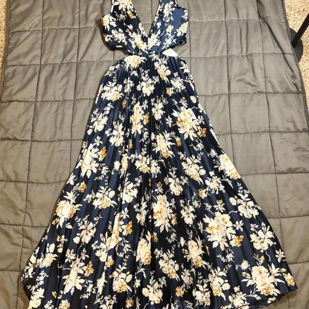 ABERCROMBIE & FITCH Floral Maxi Dress — Navy Blue Floral | S